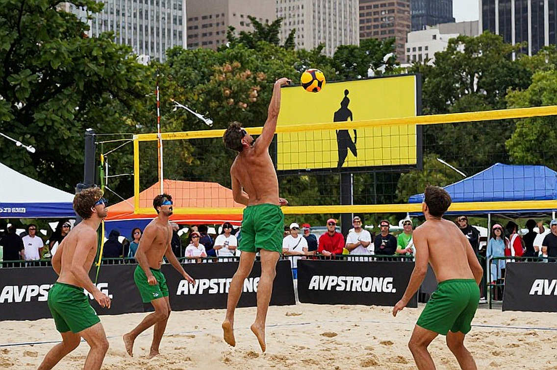 Brazil vô địch Nam Mỹ và tấm vé Olympic: điều không ai hỏi trong phòng họp báo